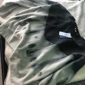 american eagle sweater, never worn